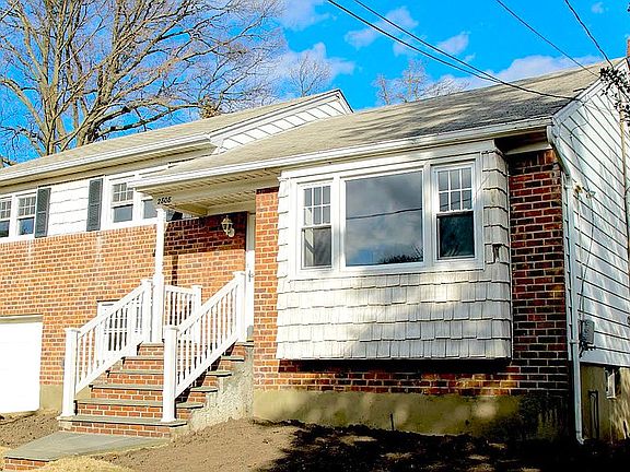 2nd image of 2808 Willard Ave