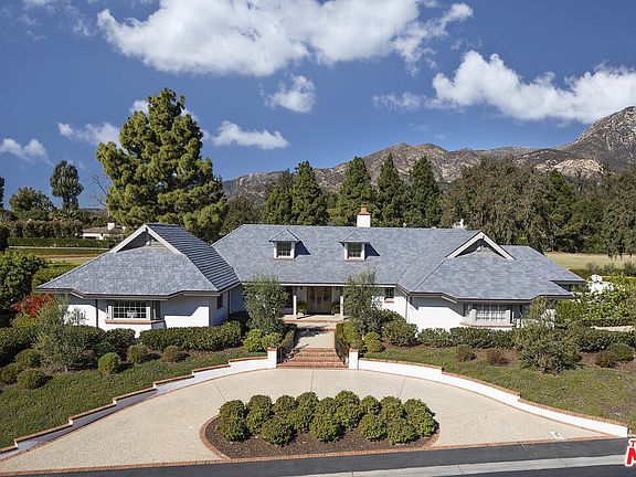 2nd image of 525 Las Fuentes Dr
