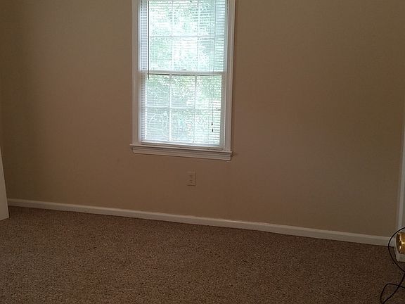 4th image of 3107 Glenoak St SE #3107