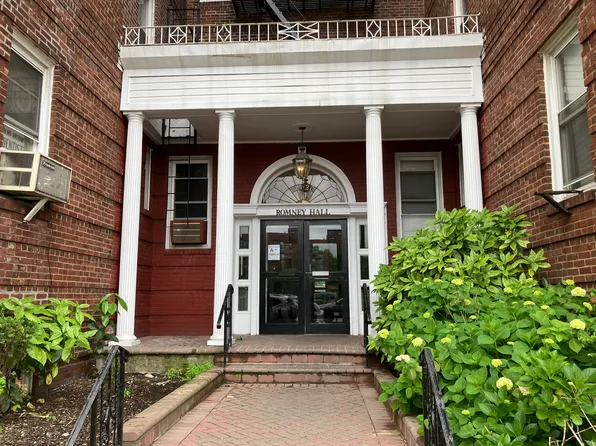 114-20 Qns Boulevard image 1 of 16