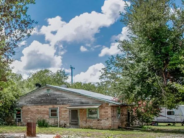 11334 S US HIGHWAY 181 #1, San Antonio, TX 78223