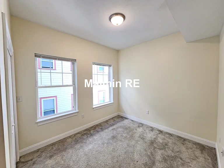 81 Amory St #404 — Photo 11