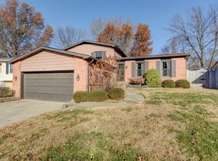 246 Bristol Dr, Decatur, IL 62521