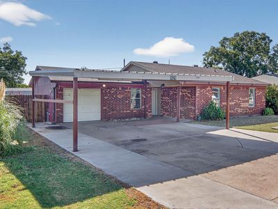 1929 Crawford St, Graham, TX, 76450