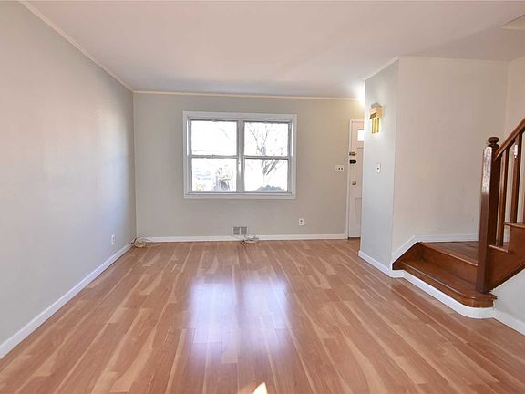 2nd image of 20612 47th Ave