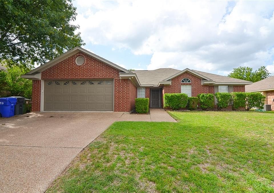 1st image of 10601 Sierra West Dr