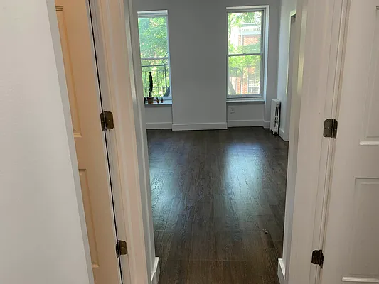 Rented by Flatiron Real Estate Advisors LLC | media 7