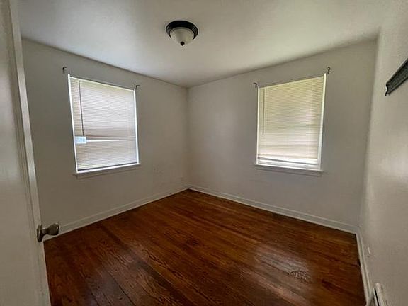 4th image of 1619 Glenn Dr