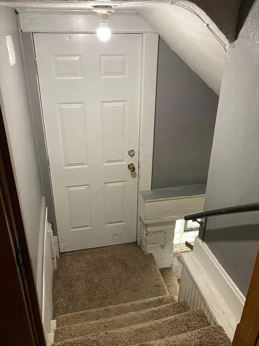 6 bed, $3,200 — Photo 3