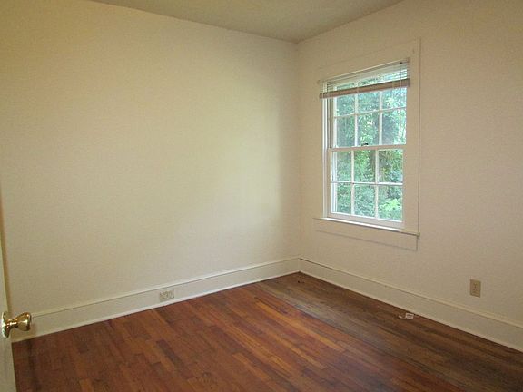 5th image of 421 Cokesbury St #A