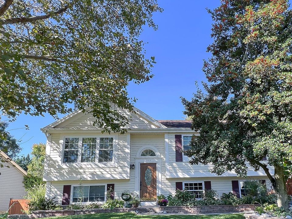 1st image of 303 Samantha Dr