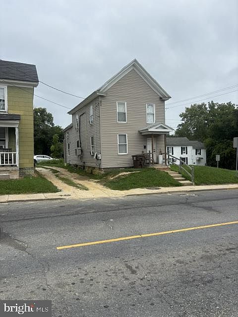 1st image of 401 & 403 Cedar St