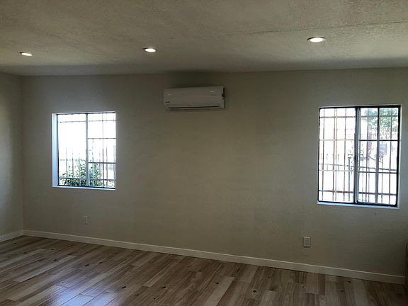 5th image of 9525 Clovis Ave