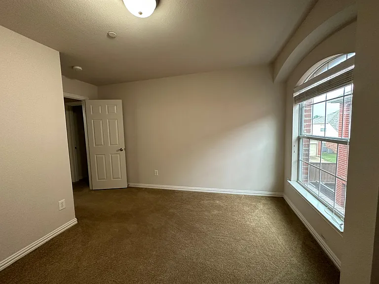 8730 Manhattan Ave #8730 — Photo 39