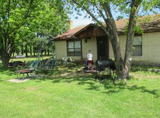 2948 E 2110 Rd, Hugo, OK 74743