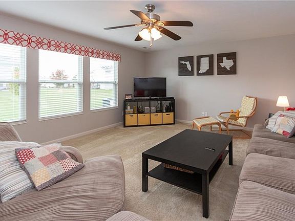 4th image of 2424 Sandi Dr