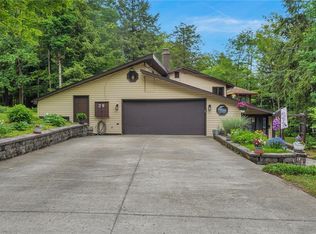 29 Woodland Hts, Springville, NY 14141