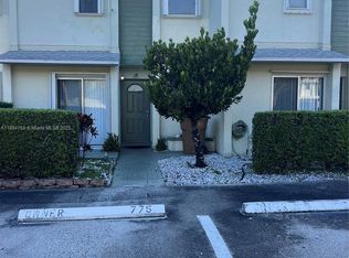 Crystal View Towhome, Pompano Beach, FL 33064