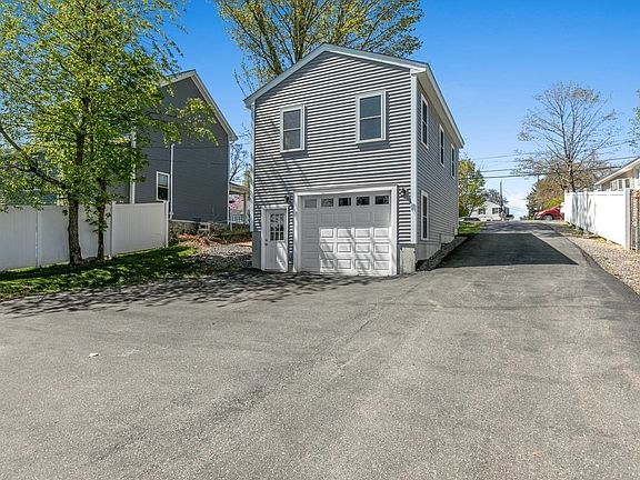 2nd image of 651 Nashua Rd