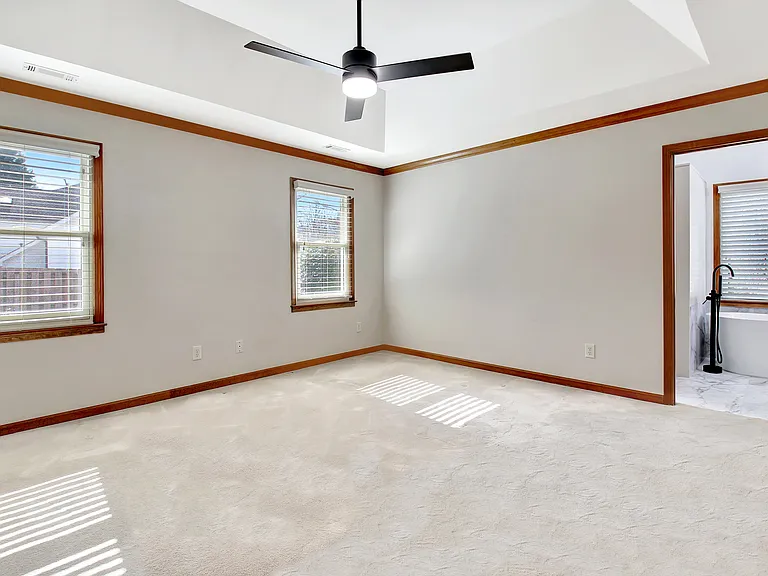 401 Tenterden Curv — Photo 29