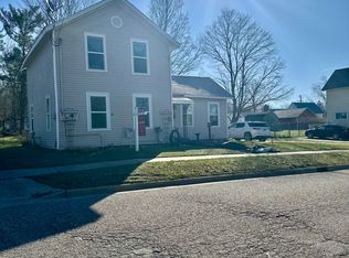 521 N Washington St, Lowell, MI 49331
