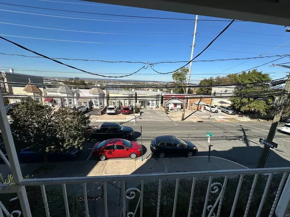 1014 Grand Avenue image 17 of 21