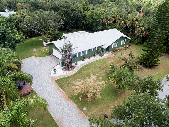 2nd image of 290 Flamingo Dr