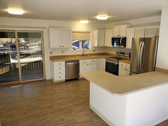 2nd image of 1355 Quartz Pl