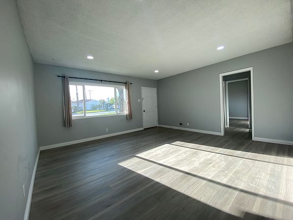 2nd image of 5012 Sereno Dr #5012