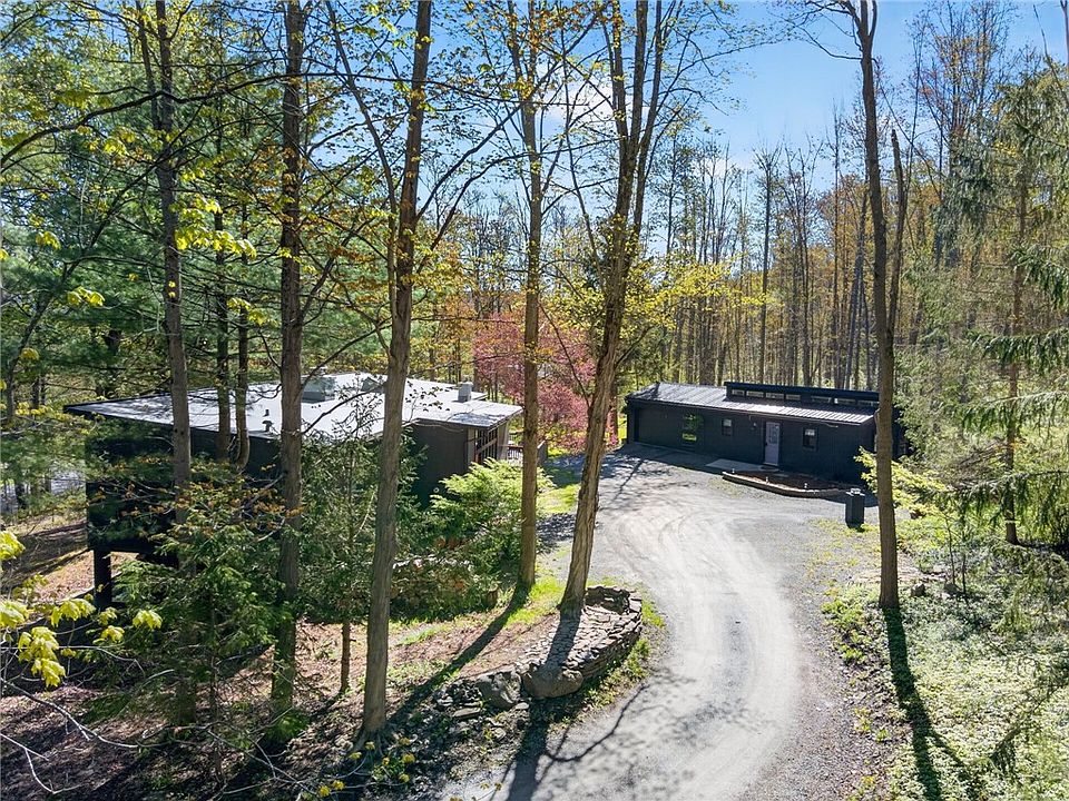 1st image of 1605-1607 Ellis Hollow Rd