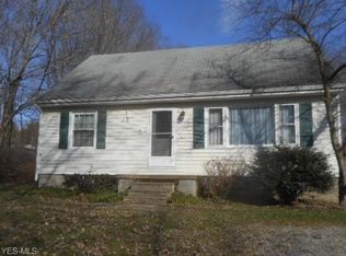 1159 Collar Price Rd, Hubbard, OH 44425