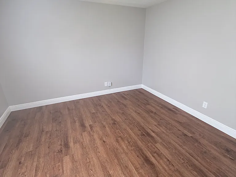 5373 Outlook Dr — Photo 26