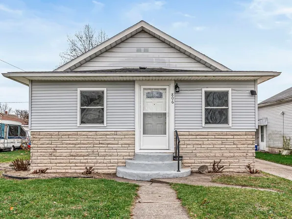 806 Carlton St, Mishawaka, IN 46544