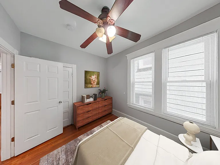 737 Parker St #2 — Photo 4