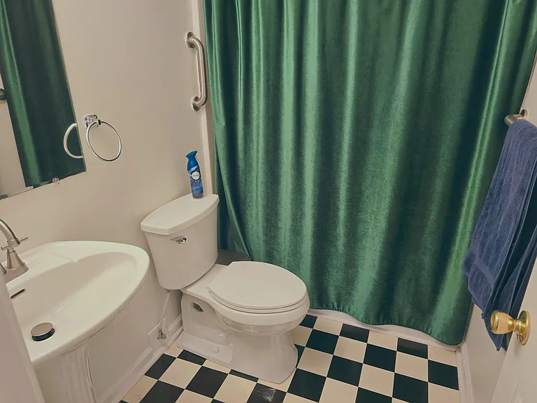 726A S Main St — Photo 12