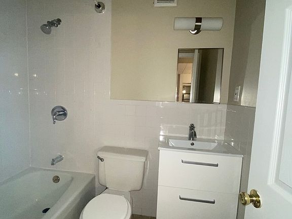5th image of 10919 72nd Ave APT 1B