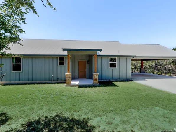 868 LAKERIDGE LOOP, Lakehills, TX 78063
