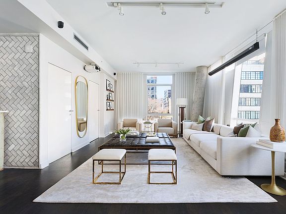 3rd image of 245 10th Ave #4w