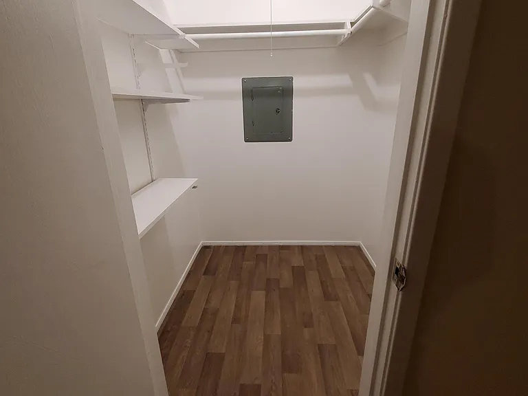 2540 Clairemont Dr #101 — Photo 33