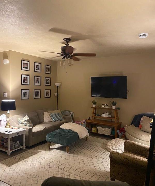 3708 W 93rd St APT 3, Sioux Falls, SD 57108 Zillow