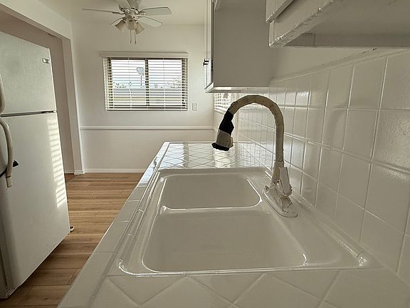 3rd image of 3632 Greenfield Ave #3