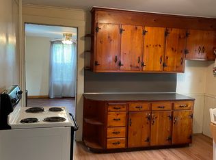 13 Clinton Ave, Middletown, CT 06457