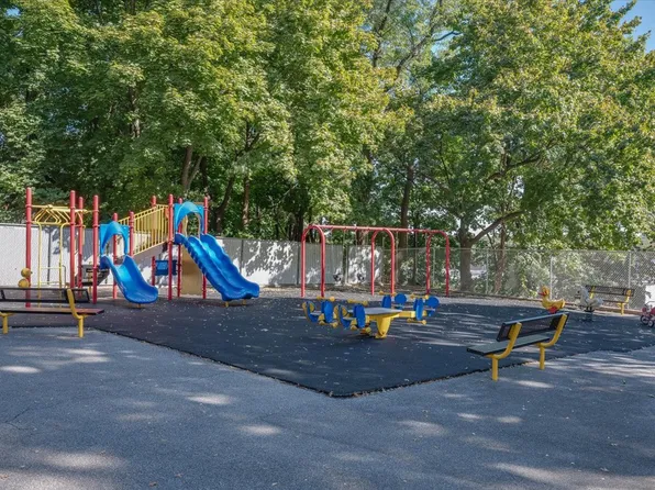 5645 Netherland Avenue image 15 of 17