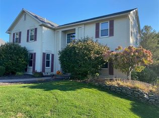 3 Mattock Pl, Pittsford, NY 14534