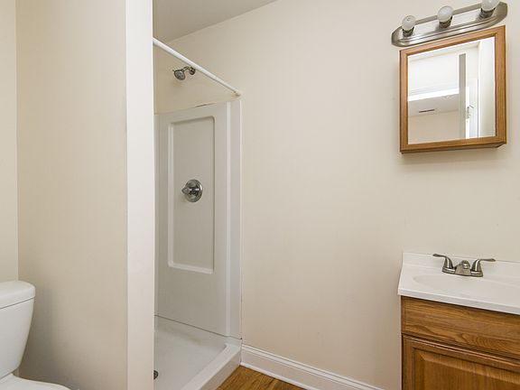 3rd image of 2258 N Park Ave #2