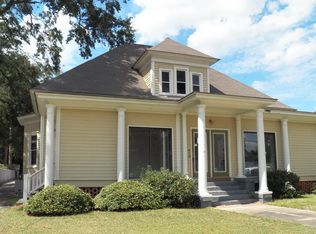 419 N Main St, Bishopville, SC 29010