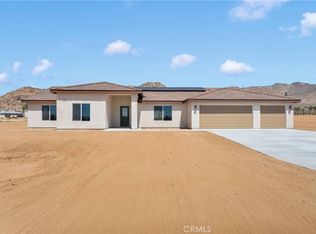24925 Running Breeze Rd, Apple Valley, CA 92307