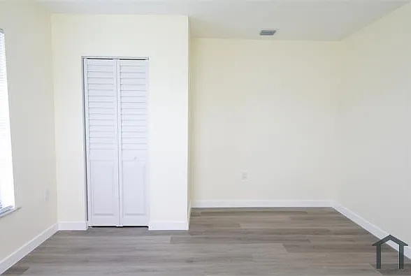 11500 NW 35th Pl — Photo 12