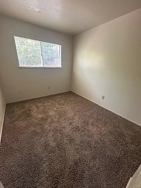 3 bed, 1.5 bath, 1116 sqft, $2,350 — Photo 4