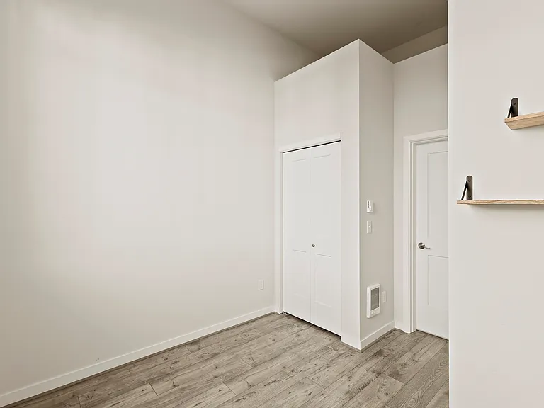 10945 NE 189th Pl #D — Photo 19